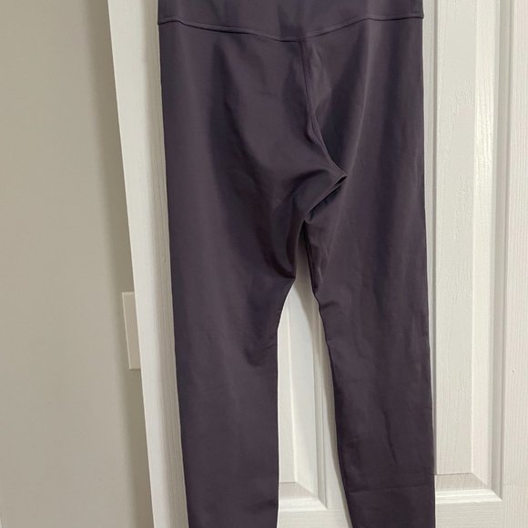 Nike One Luxe Women's Mid-Rise Leggings - Picture 3 of 5